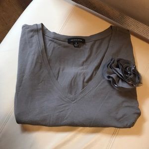 New Saks Fifth Avenue T Shirt (S)